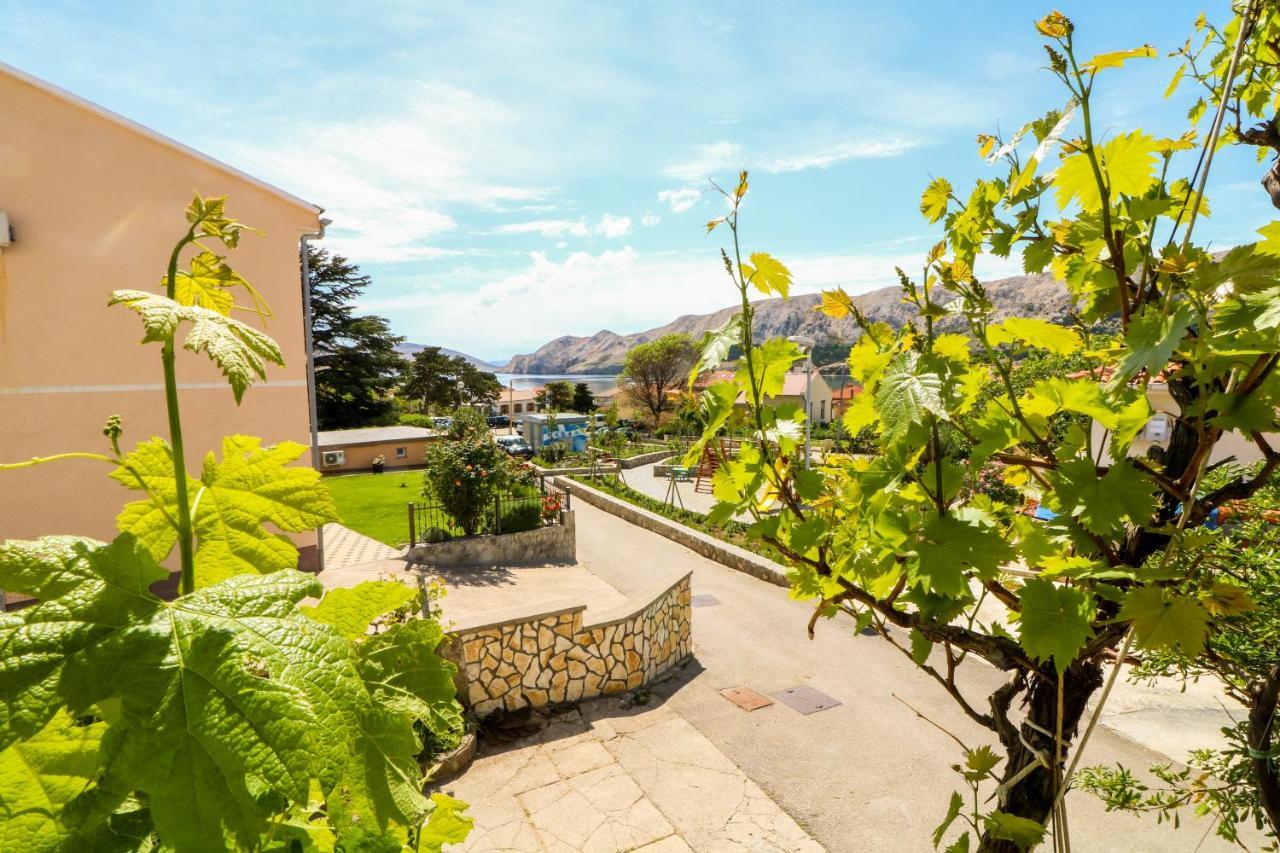 Apartments Edo With Terrace Baška Buitenkant foto